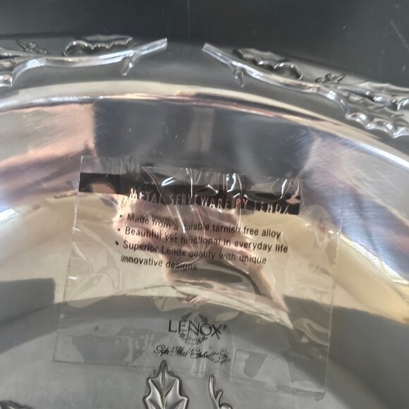 New Lenox Winter Theme Large Chip Dip Bowl Holly Berry Pattern Aluminum 14" - Picture 3 of 15